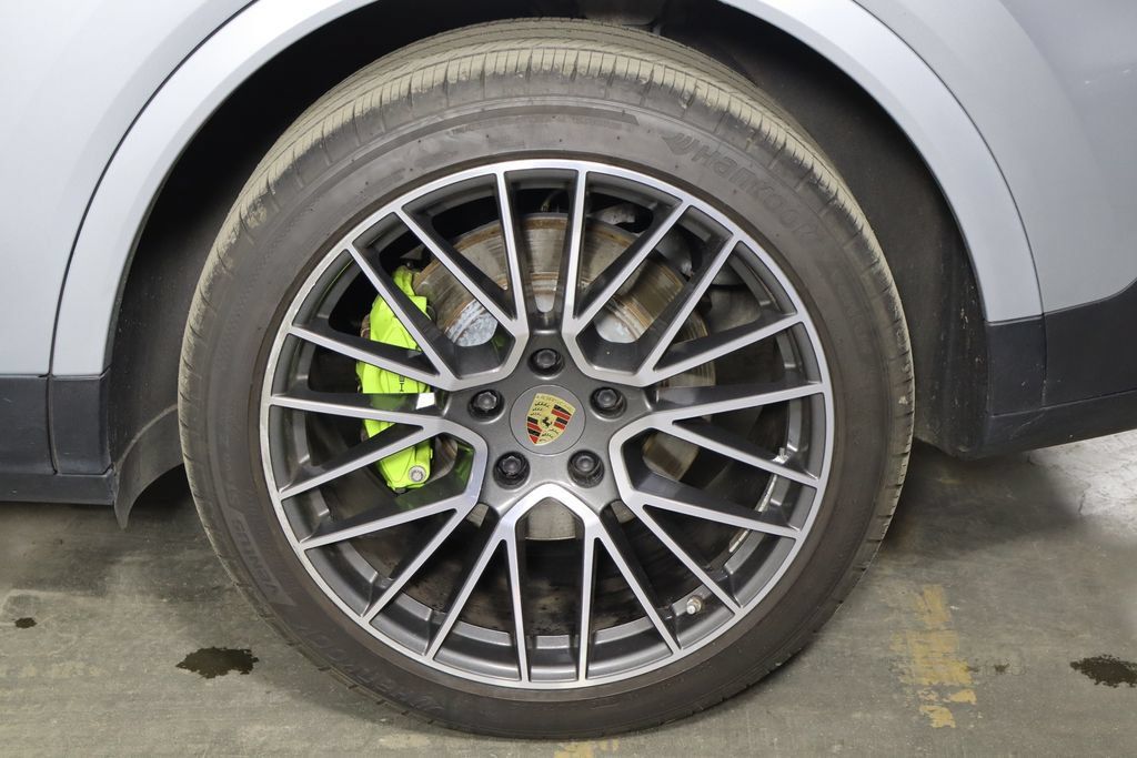 Used 2019 Porsche Cayenne E-Hybrid AWD/4WD image 42