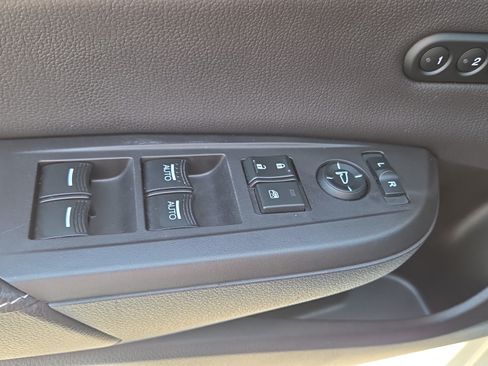Certified 2019 Acura ILX FWD image 32