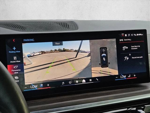 Used 2025 BMW X7 M60i AWD/4WD image 24