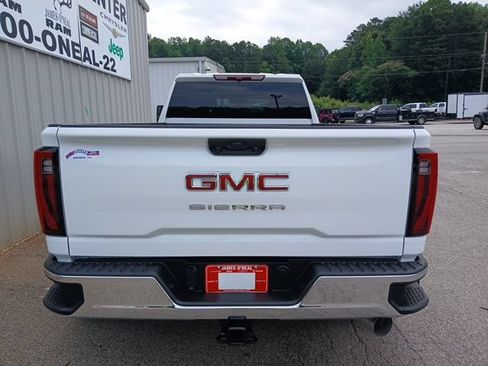 Used 2026 GMC Sierra 3500 Pro AWD/4WD image 4