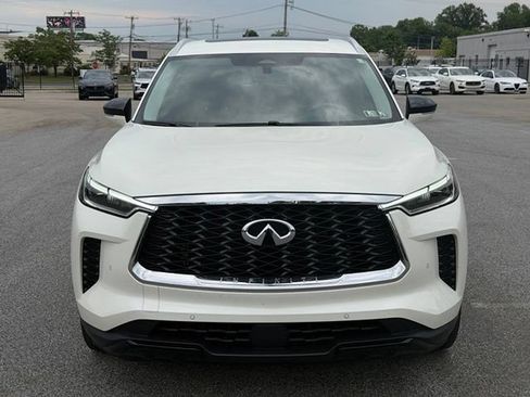 Certified 2023 INFINITI QX60 Luxe w/ Performance Audio Package AWD/4WD image 2