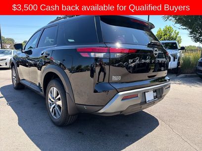 New 2026 Nissan Pathfinder SL
