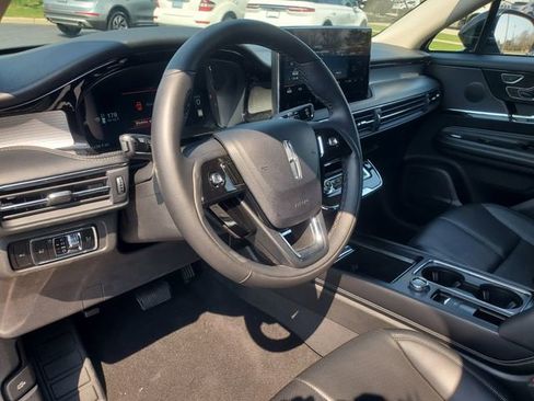 Used 2024 Lincoln Corsair FWD w/ Equipment Group 101A image 12