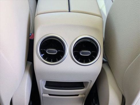 Used 2026 Mercedes-Benz GLB 250 image 17