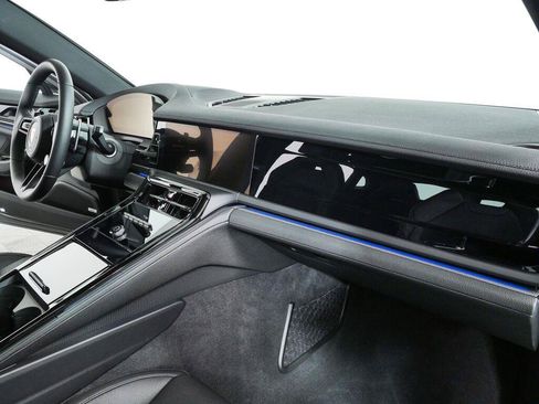 New 2026 Porsche Panamera image 25