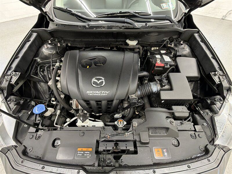 Used 2018 MAZDA CX-3 Touring w/ Preferred Equipment Package AWD/4WD image 16
