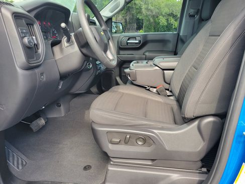 Certified 2024 Chevrolet Silverado 1500 Custom w/ Turbomax Blackout Package RWD image 30