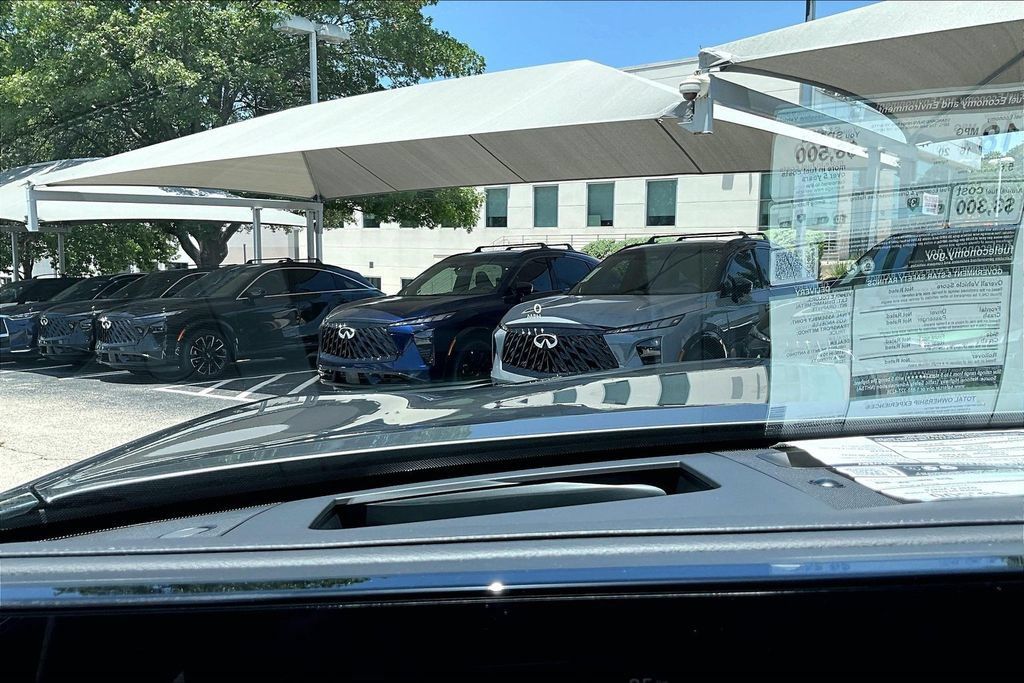 New 2027 INFINITI QX80 Luxe w/ Cargo Package RWD image 39