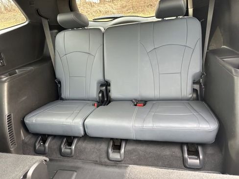 Used 2023 Buick Enclave Essence w/ Experience Buick Package image 49