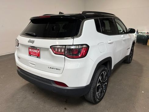 Used 2024 Jeep Compass Limited AWD/4WD image 3
