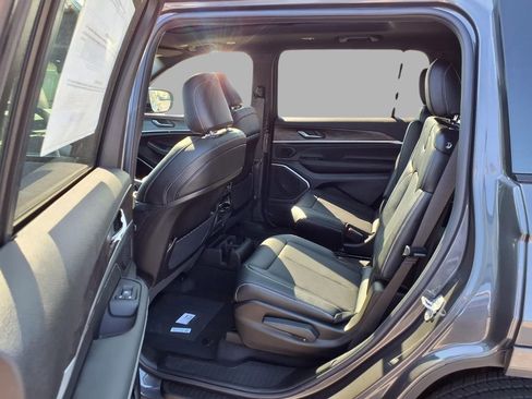 New 2026 Jeep Grand Cherokee L Limited AWD/4WD image 25