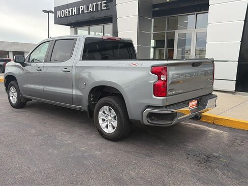Used 2025 Chevrolet Silverado 1500 LT AWD/4WD image 8