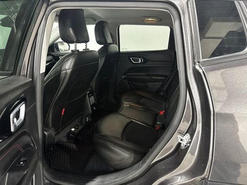 Used 2022 Jeep Compass Trailhawk AWD/4WD image 20