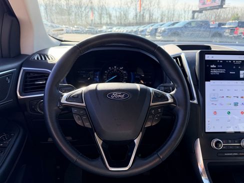 Used 2024 Ford Edge Titanium AWD/4WD image 28