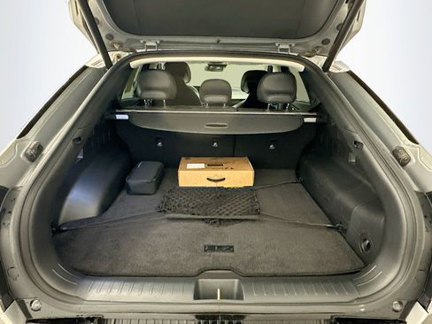 Used 2024 Kia EV6 Wind w/ Wind Technology Package AWD/4WD image 30