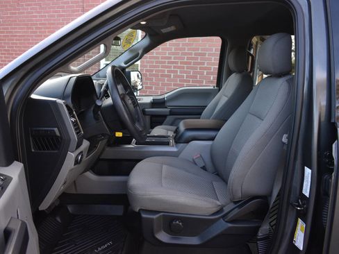 Used 2020 Ford F150 XLT image 23