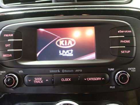 Used 2016 Kia Soul ! w/ Umber Package 1 image 12