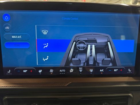 Used 2025 Ford Bronco Sport Outer Banks w/ Outer Banks Tech Package+ image 20