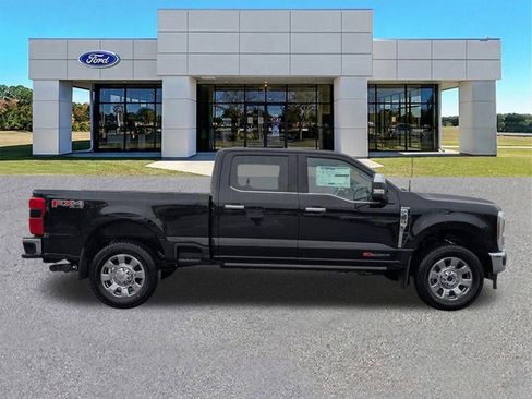 New 2025 Ford F350 King Ranch w/ Chrome Package AWD/4WD image 3