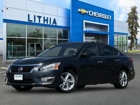 Used 2013 Nissan Altima 2.5 SV FWD image 1