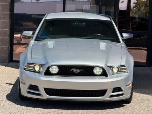 Used 2013 Ford Mustang GT Premium w/ Brembo Brake Pkg image 19