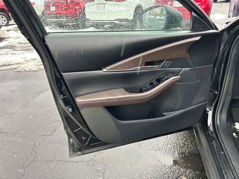 Used 2023 MAZDA CX-30 AWD 2.5 S w/ Premium Package image 9