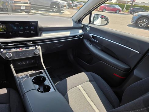 New 2025 Hyundai Sonata SEL FWD image 17