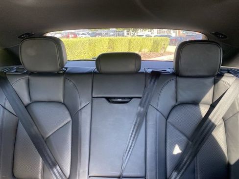 Used 2025 Porsche Macan AWD/4WD image 34