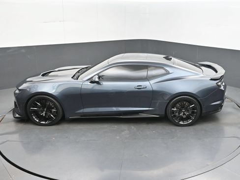 Used 2021 Chevrolet Camaro ZL1 w/ LPO, ZL1 Protection Package RWD image 41