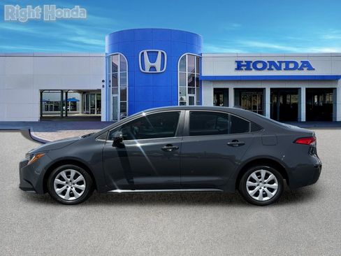 Used 2024 Toyota Corolla LE FWD image 3