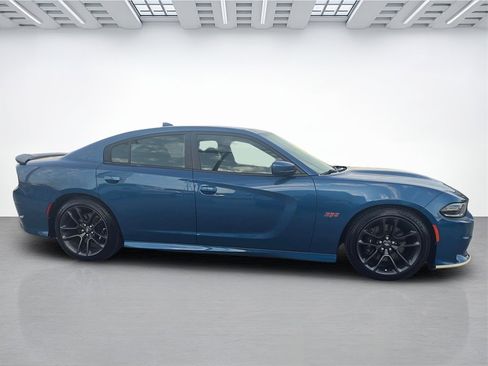 Used 2020 Dodge Charger Scat Pack image 2