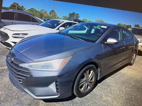 Used 2019 Hyundai Elantra SEL w/ Cargo Package image 13
