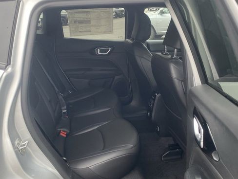 New 2026 Jeep Compass Limited image 30
