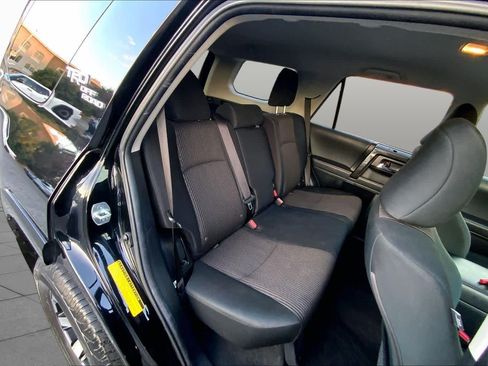 Used 2023 Toyota 4Runner TRD Off-Road AWD/4WD image 18