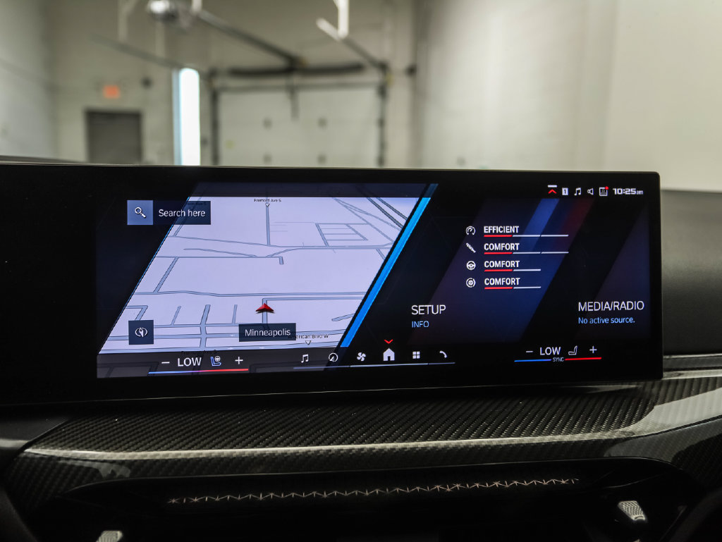 Used 2027 BMW M4 xDrive Competition AWD/4WD image 15