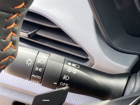 Certified 2025 Subaru Crosstrek 2.5i Limited w/ Crosstrek Mirror Package AWD/4WD image 27