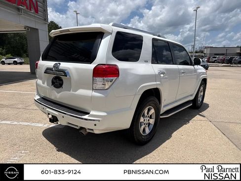 Used 2011 Toyota 4Runner SR5 RWD image 7