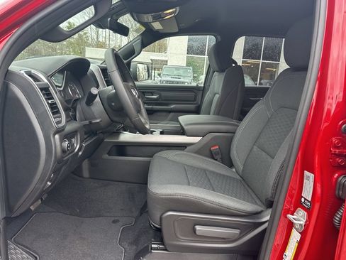New 2026 RAM 1500 Express AWD/4WD image 10