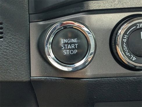 Used 2021 Toyota Tacoma TRD Sport w/ Blackout Package (TMS) image 27