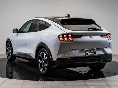 Used 2022 Ford Mustang Mach-E Premium AWD/4WD image 6
