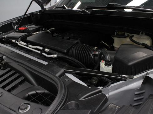 Used 2024 Chevrolet Silverado 1500 LT AWD/4WD image 14