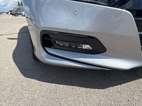 Used 2019 Honda Accord Touring image 13