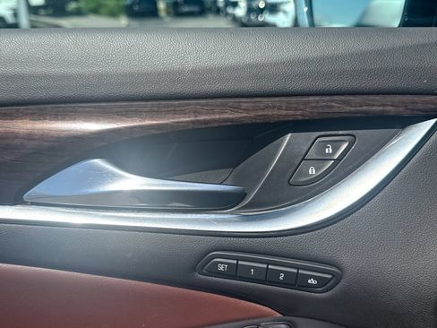 Certified 2018 Buick Enclave Avenir AWD/4WD image 20