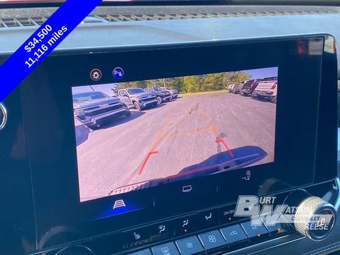 Used 2023 Chevrolet Colorado LT w/ LT Convenience Package II AWD/4WD image 25