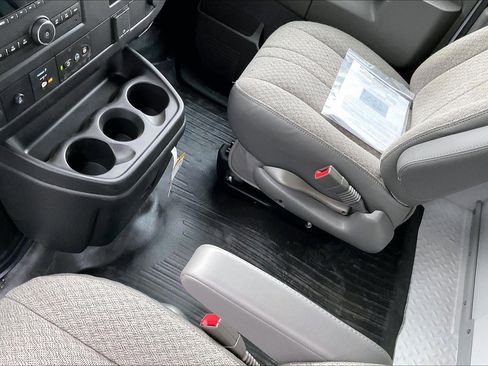 New 2025 Chevrolet Express 3500 w/ Power Convenience Package image 8