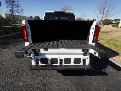 Used 2023 GMC Sierra 1500 SLT w/ SLT Premium Package image 12