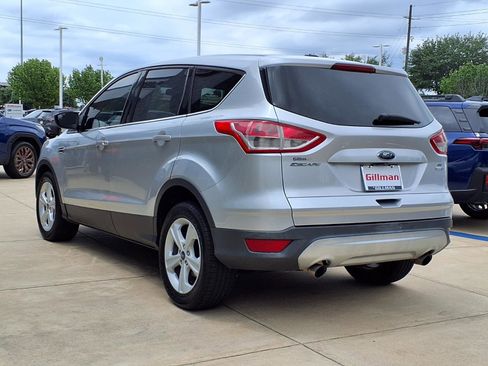 Used 2016 Ford Escape SE AWD/4WD image 3