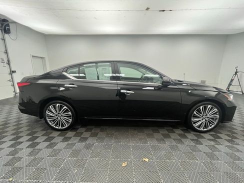 Used 2024 Nissan Altima 2.5 SL image 8