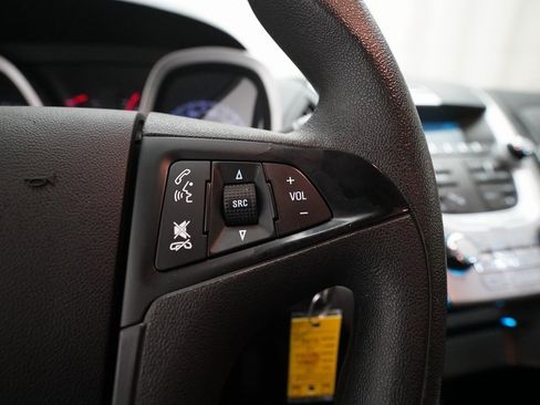 Used 2014 Chevrolet Equinox LS image 18