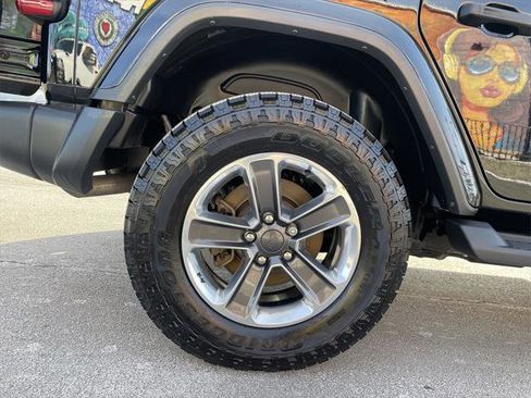 Certified 2021 Jeep Wrangler Unlimited Sahara image 12